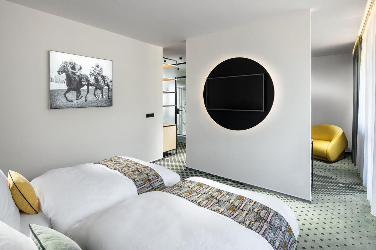 B&B Chuchle Arena Praha Buitenkant foto